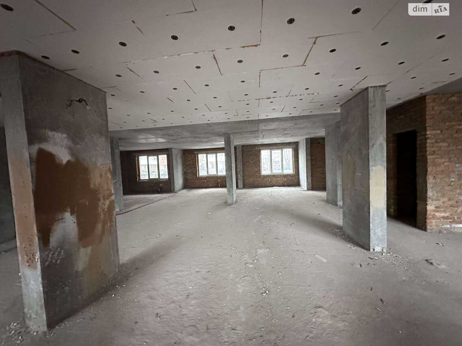 Офисное помещение на 145.4 кв.м. в Броварах фото 1