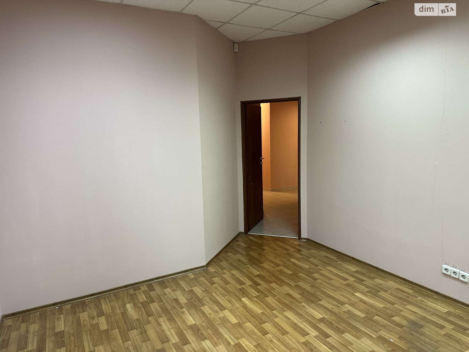 Офісне приміщення на 205.9 кв.м. в Броварах фото 1 Офісне приміщення на 205.9 кв.м. в Броварах фото 1