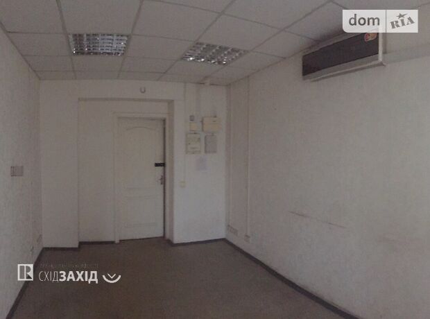 Офисное помещение на 378.4 кв.м. в нежилом помещении в жилом доме в Чернигове фото 1 Офисное помещение на 378.4 кв.м. в нежилом помещении в жилом доме в Чернигове фото 1