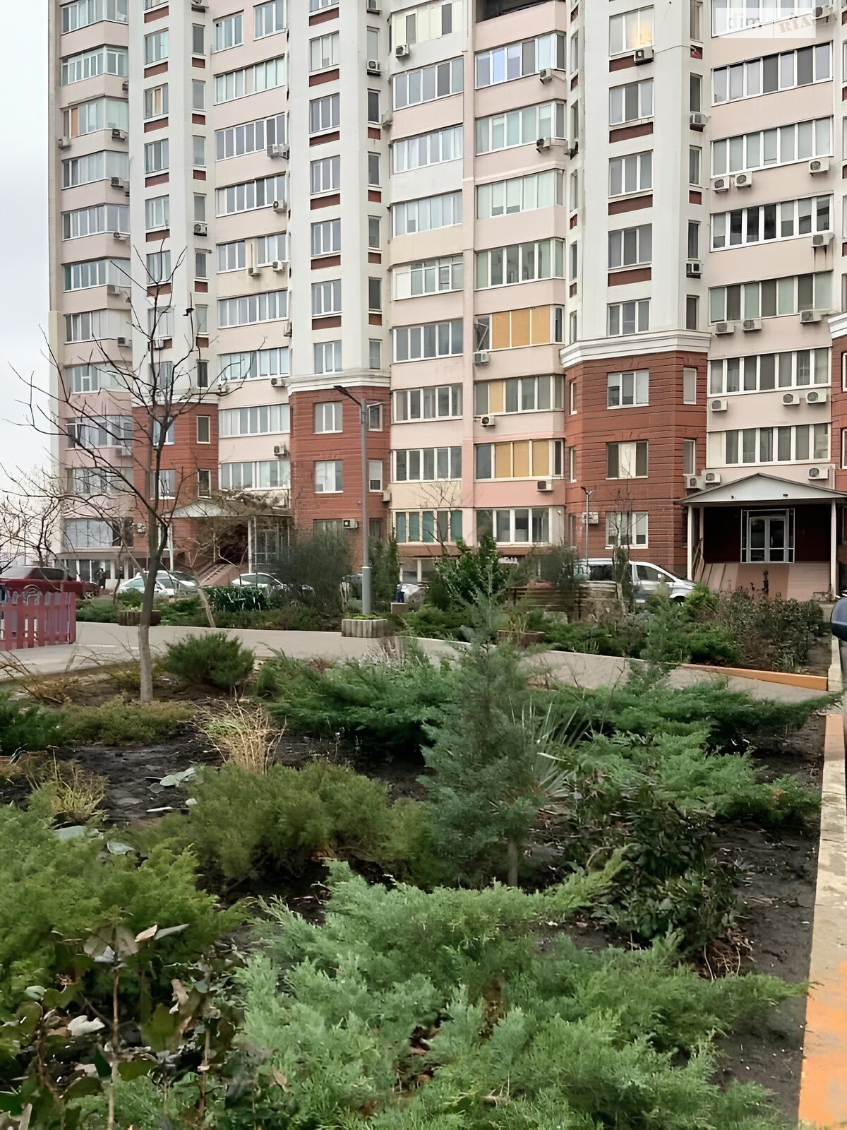 Офісне приміщення на 63.5 кв.м. в Чорноморську фото 1 Офісне приміщення на 63.5 кв.м. в Чорноморську фото 1