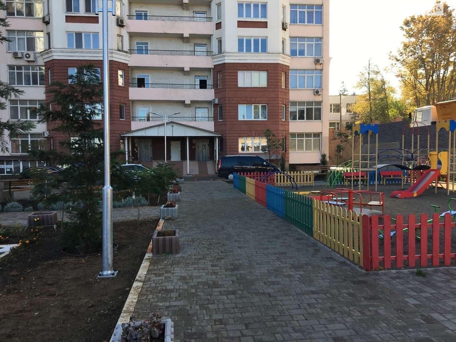 Офісне приміщення на 63.5 кв.м. в Чорноморську фото 1 Офісне приміщення на 63.5 кв.м. в Чорноморську фото 1