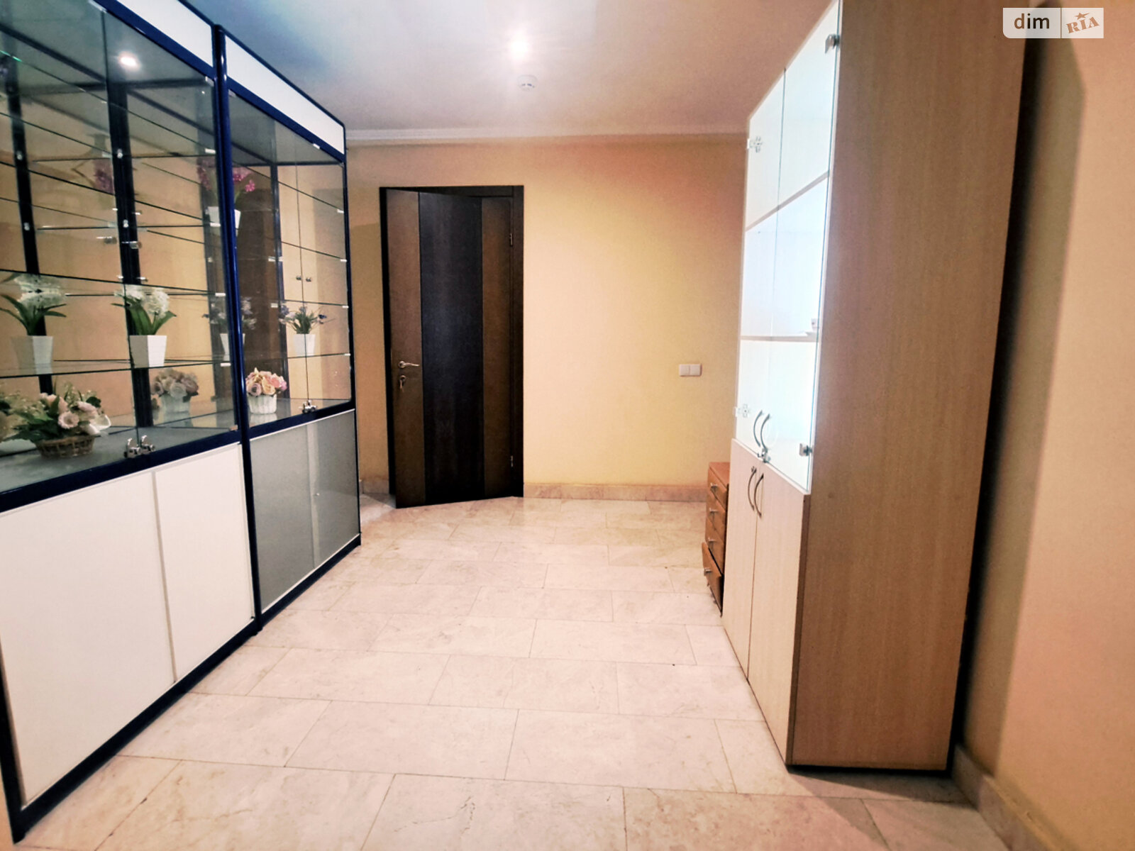 Офисное помещение на 535.2 кв.м. в Днепре фото 1