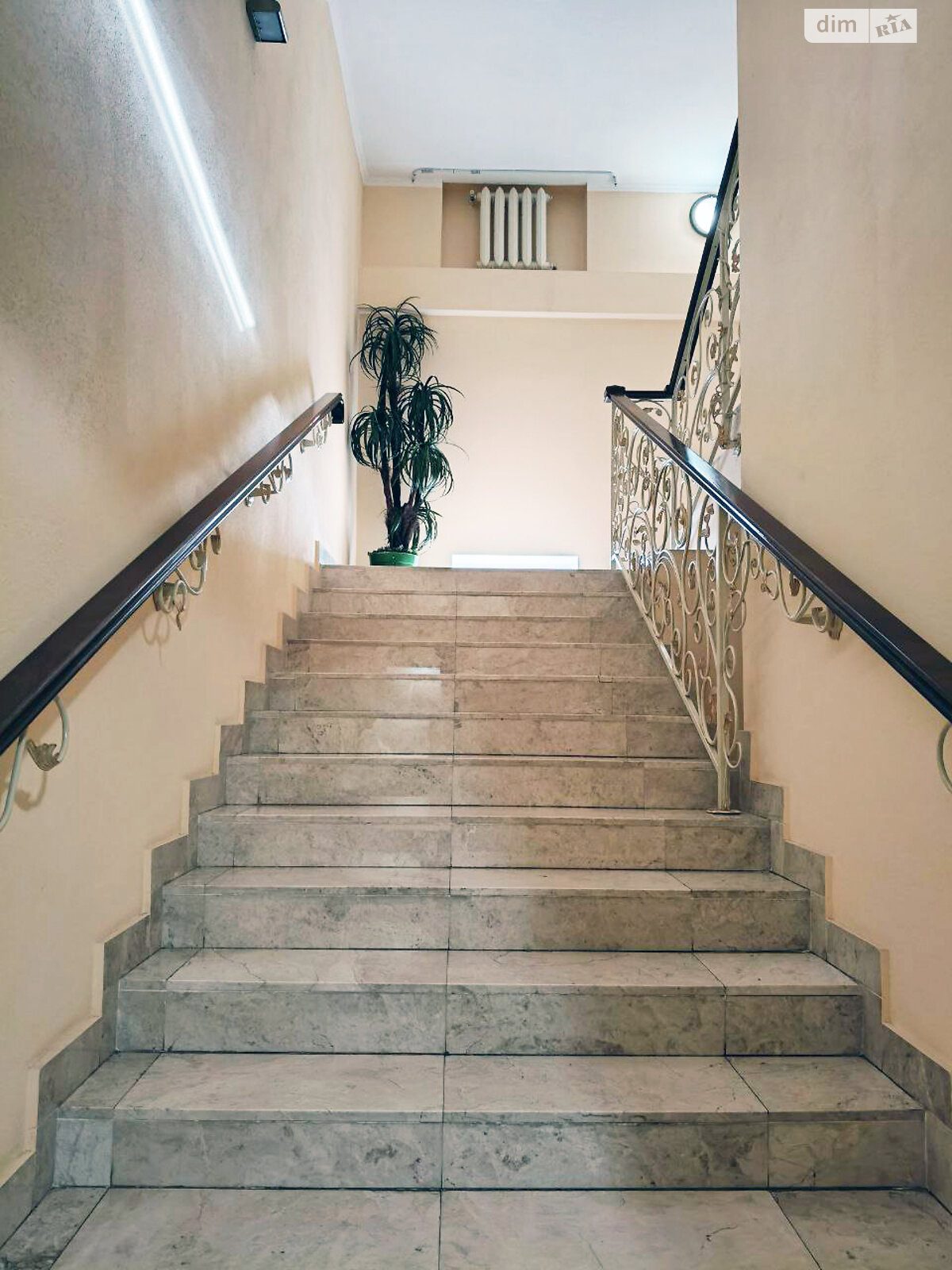 Офисное помещение на 535.2 кв.м. в Днепре фото 1