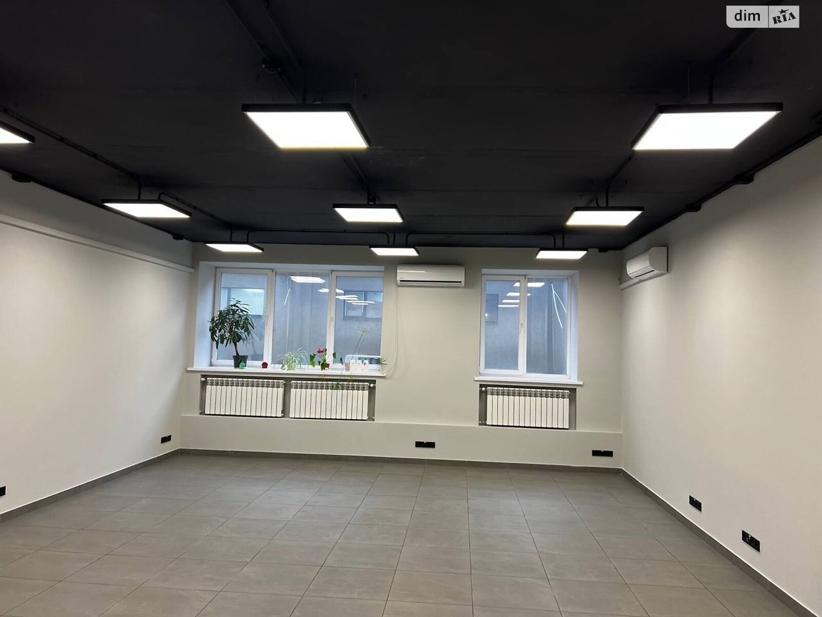 Офисное помещение на 582.3 кв.м. в Днепре фото 1 Офисное помещение на 582.3 кв.м. в Днепре фото 1