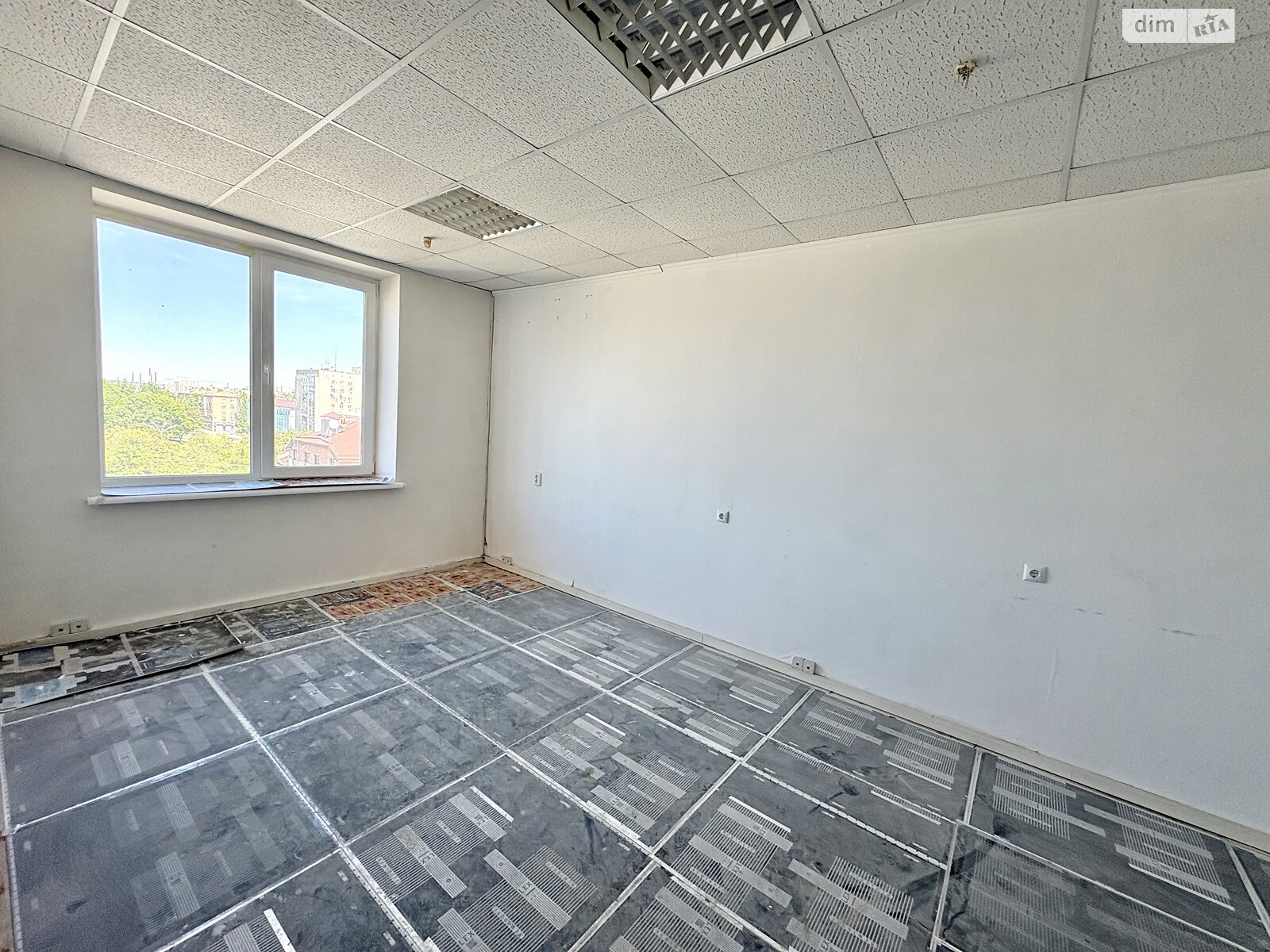 Офисное помещение на 1147.8 кв.м. в Днепре фото 1