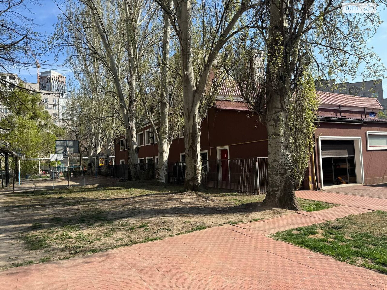 Офісне приміщення на 1036 кв.м. в Дніпрі фото 1 Офісне приміщення на 1036 кв.м. в Дніпрі фото 1