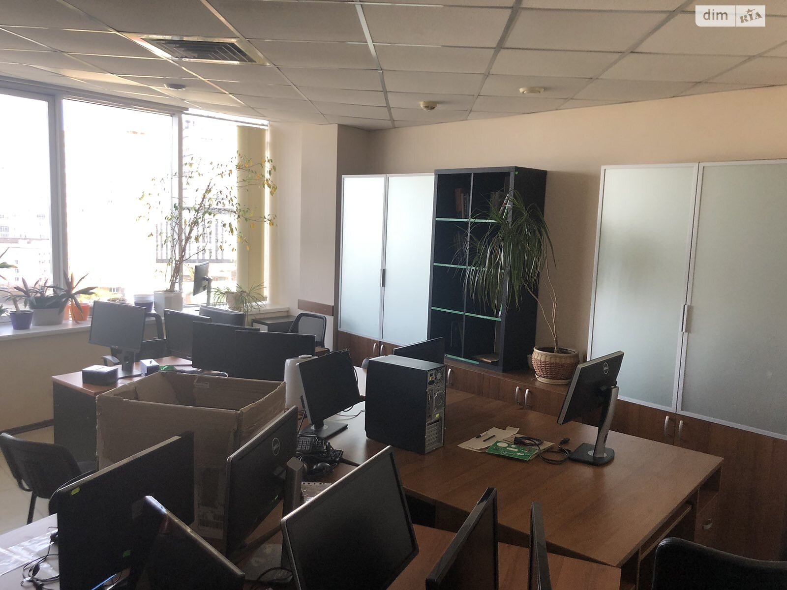 Офисное помещение на 74.5 кв.м. в Днепре фото 1