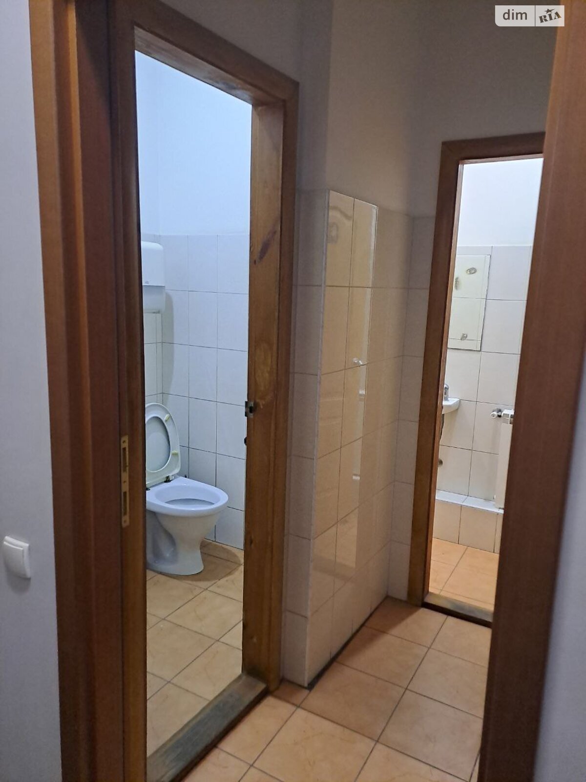 Офісне приміщення на 97 кв.м. в Дніпрі фото 1 Офісне приміщення на 97 кв.м. в Дніпрі фото 1