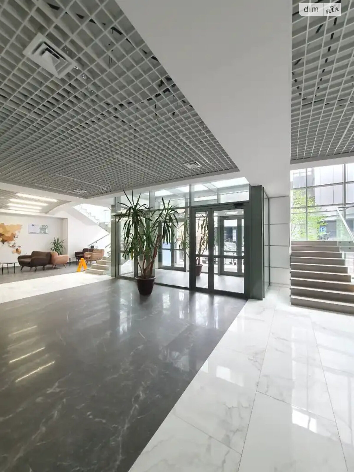 Офісне приміщення на 125.5 кв.м. в Дніпрі фото 1