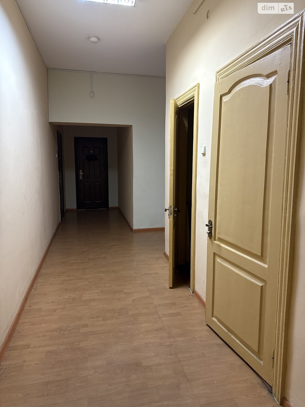Офисное помещение на 300 кв.м. в Днепре фото 1 Офисное помещение на 300 кв.м. в Днепре фото 1