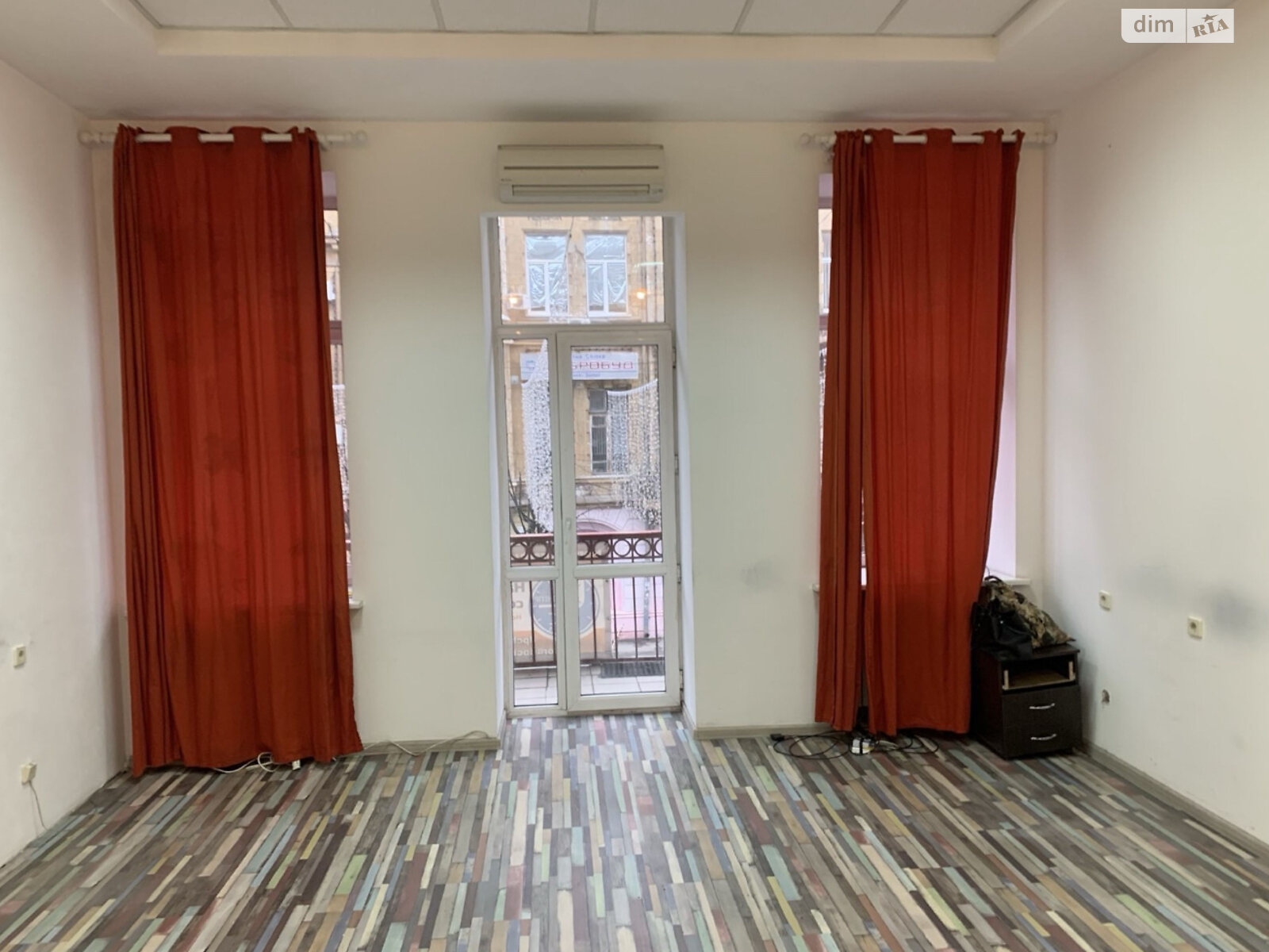 Офісне приміщення на 62.8 кв.м. в Дніпрі фото 1