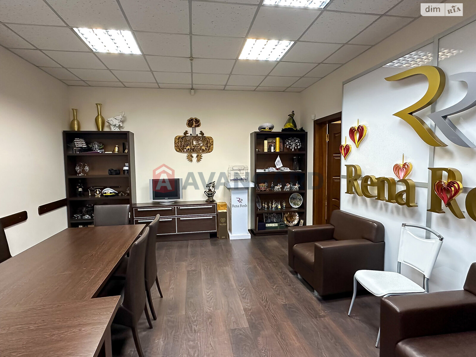 Офисное помещение на 127 кв.м. в Днепре фото 1 Офисное помещение на 127 кв.м. в Днепре фото 1