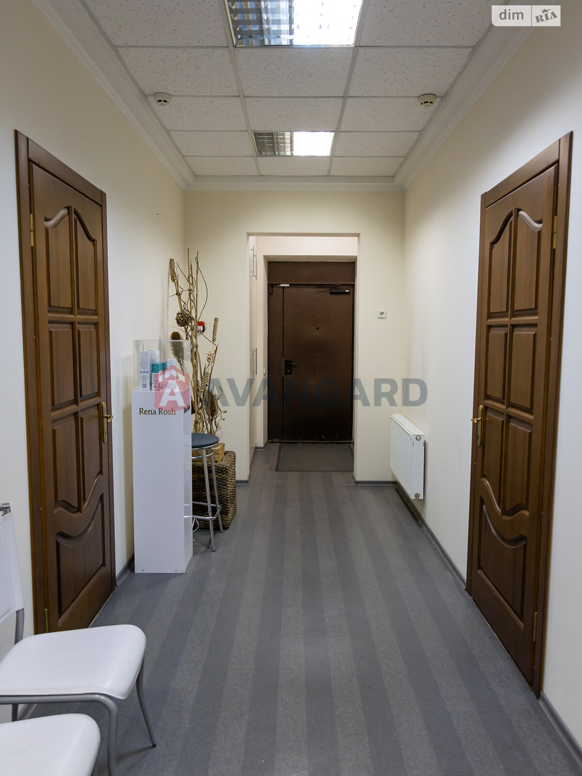 Офисное помещение на 127 кв.м. в Днепре фото 1 Офисное помещение на 127 кв.м. в Днепре фото 1