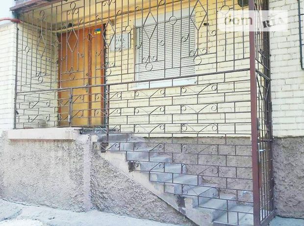 Офисное помещение на 126 кв.м. в нежилом помещении в жилом доме в Днепропетровске фото 1 Офисное помещение на 126 кв.м. в нежилом помещении в жилом доме в Днепропетровске фото 1