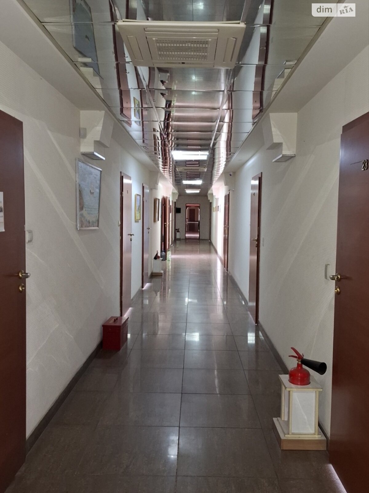 Офисное помещение на 1240.2 кв.м. в Харькове фото 1 Офисное помещение на 1240.2 кв.м. в Харькове фото 1