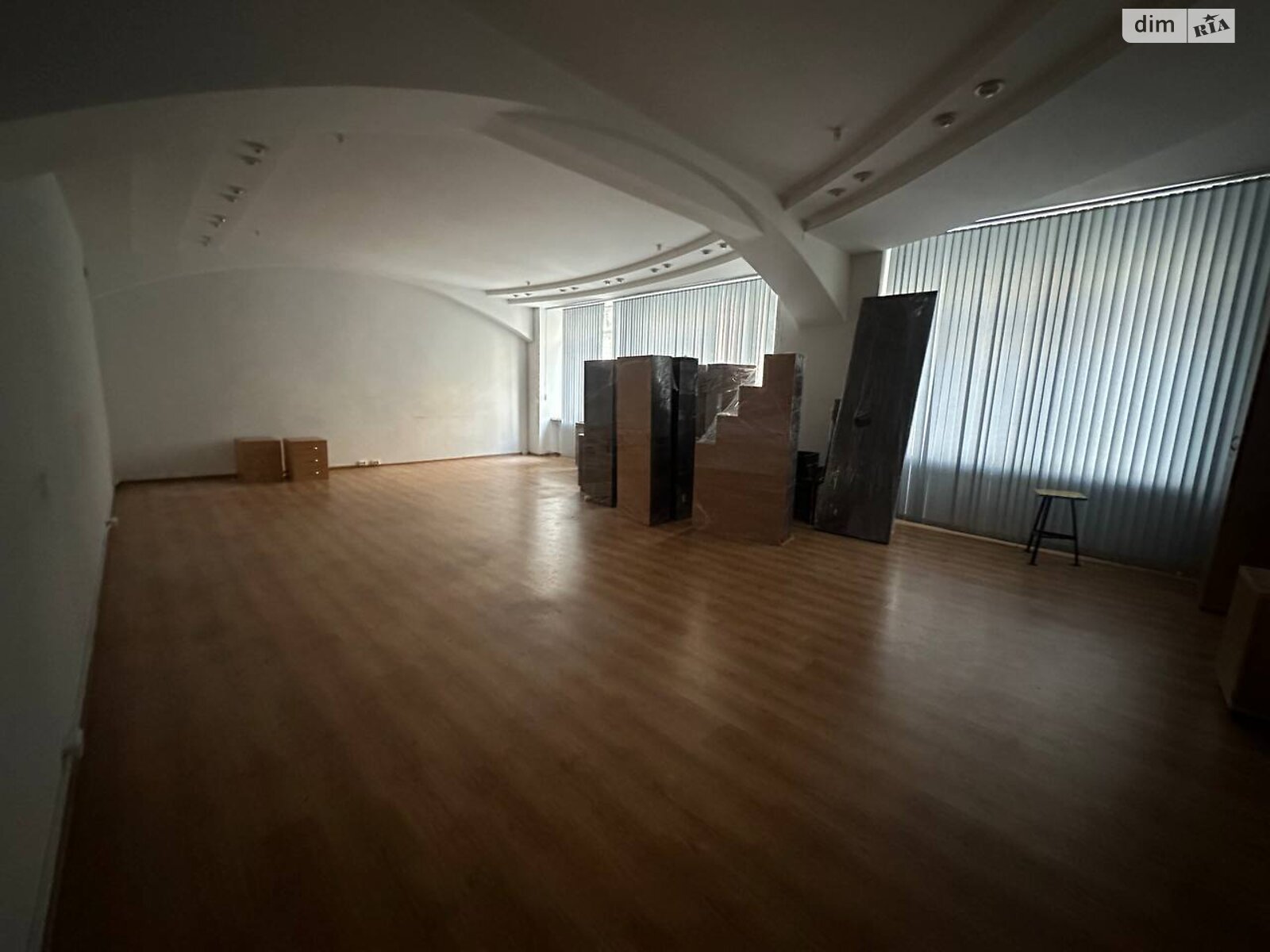 Офісне приміщення на 3955.7 кв.м. в Харкові фото 1