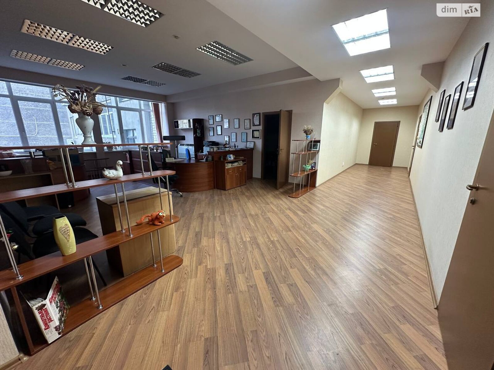 Офісне приміщення на 3955.7 кв.м. в Харкові фото 1