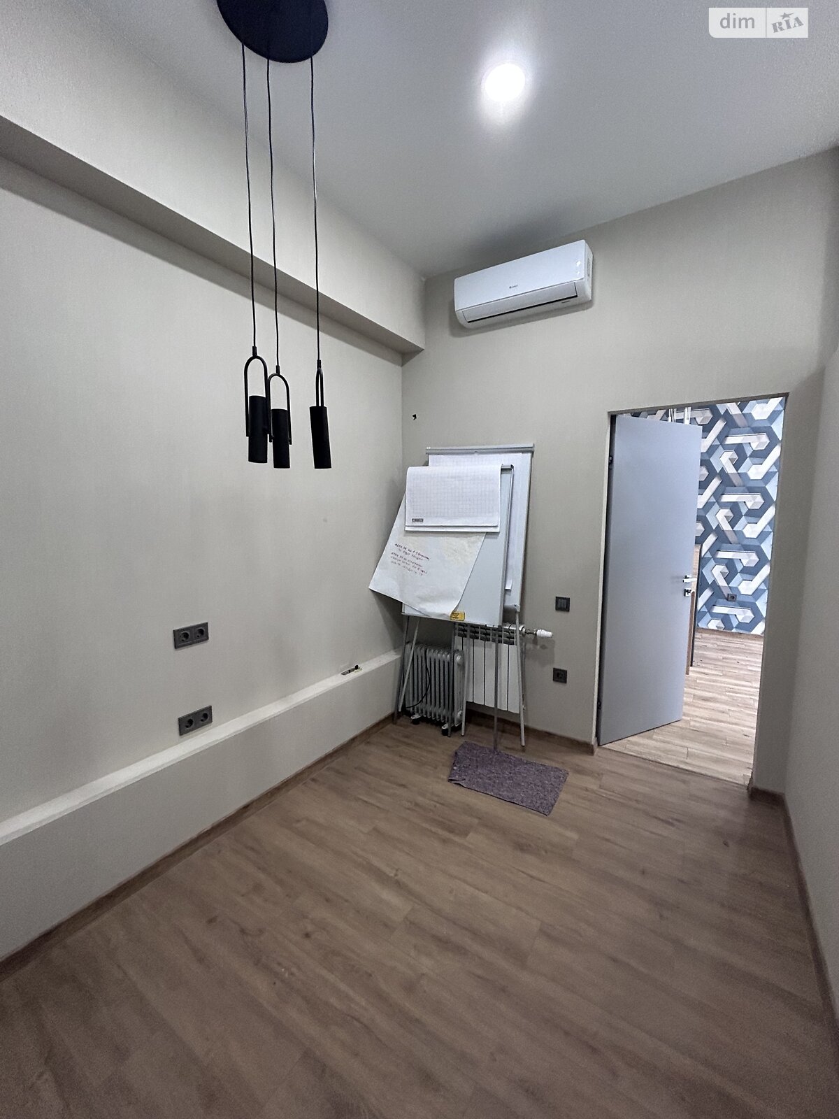 Офисное помещение на 125 кв.м. в Харькове фото 1 Офисное помещение на 125 кв.м. в Харькове фото 1