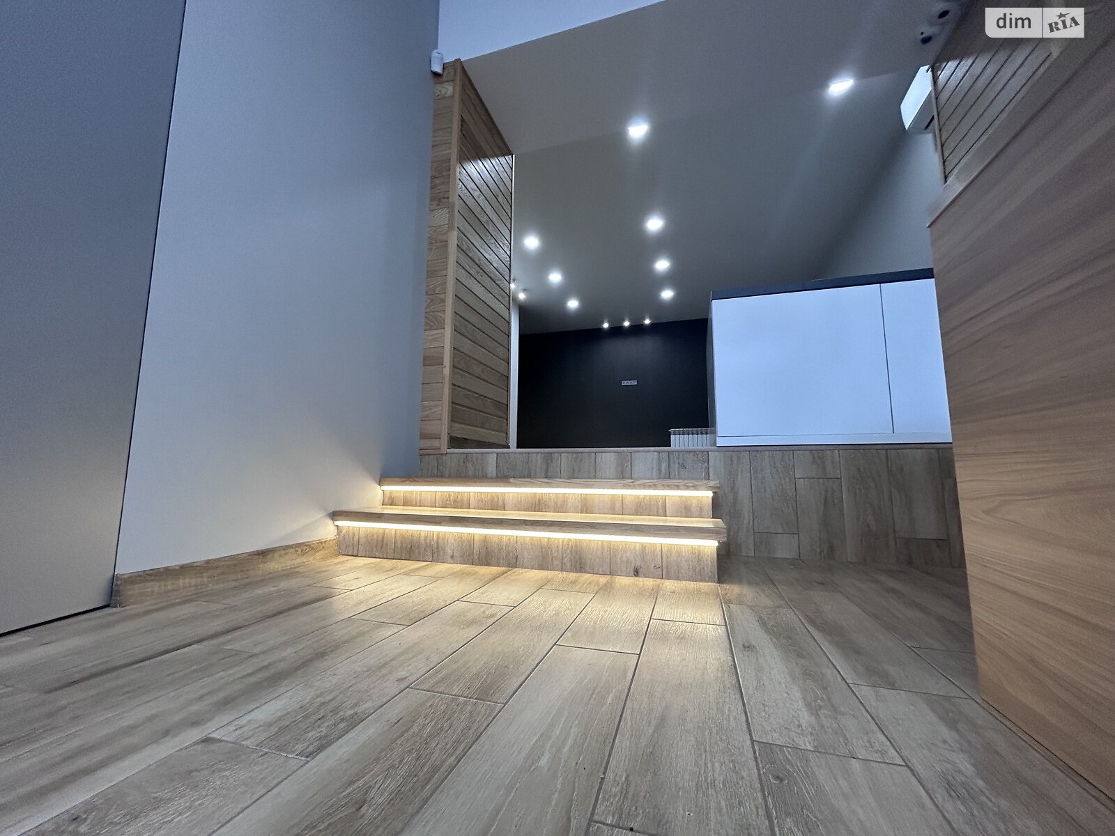 Офисное помещение на 125 кв.м. в Харькове фото 1 Офисное помещение на 125 кв.м. в Харькове фото 1