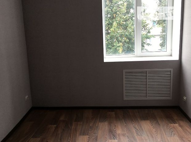 Офісне приміщення на 55 кв.м. в адміністративній будівлі в Хмельницькому фото 1 Офісне приміщення на 55 кв.м. в адміністративній будівлі в Хмельницькому фото 1