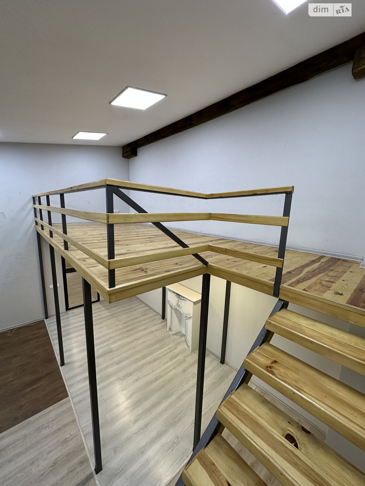 Офісне приміщення на 98.8 кв.м. в Хмельницькому фото 1