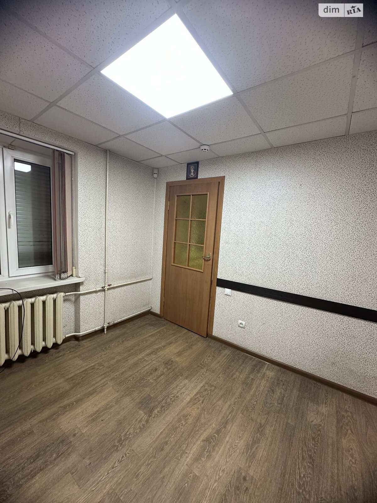 Офисное помещение на 30 кв.м. в Хмельницком фото 1 Офисное помещение на 30 кв.м. в Хмельницком фото 1