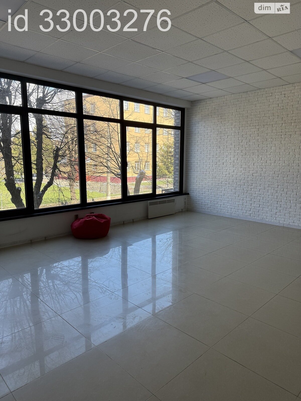 Офісне приміщення на 31 кв.м. в Хмельницькому фото 1 Офісне приміщення на 31 кв.м. в Хмельницькому фото 1