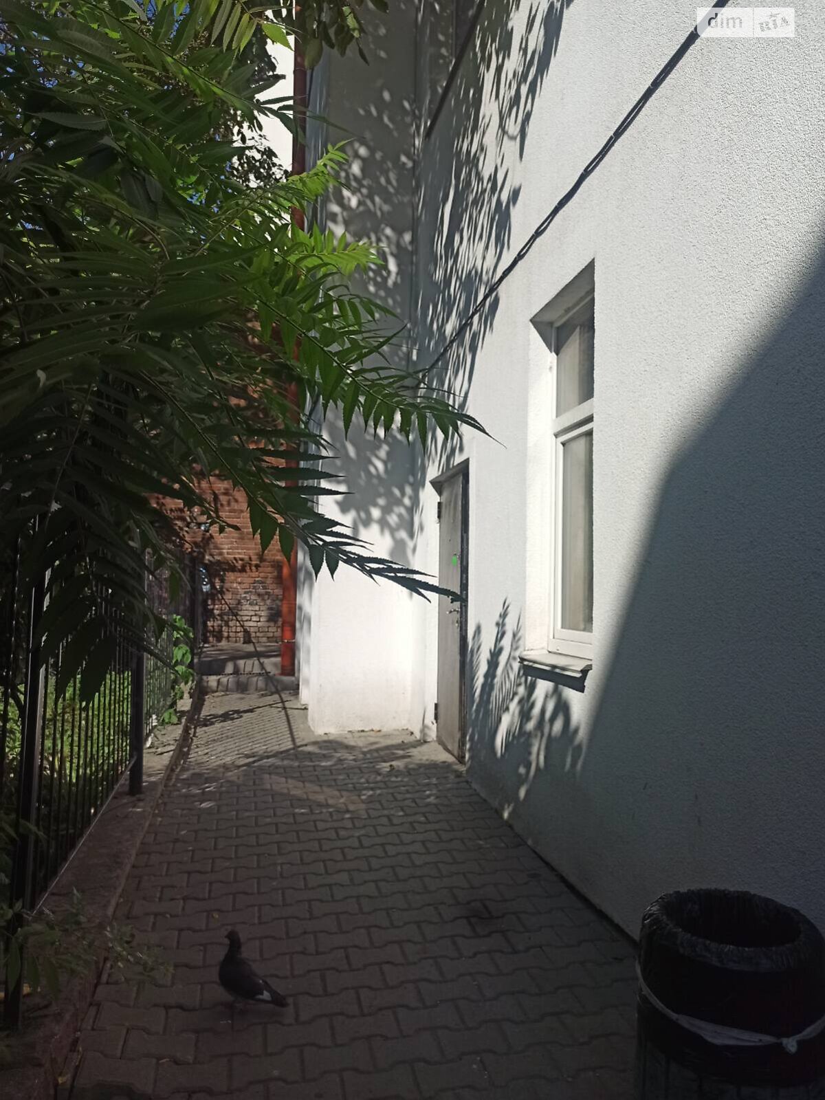 Офісне приміщення на 72.4 кв.м. в Хмельницькому фото 1 Офісне приміщення на 72.4 кв.м. в Хмельницькому фото 1