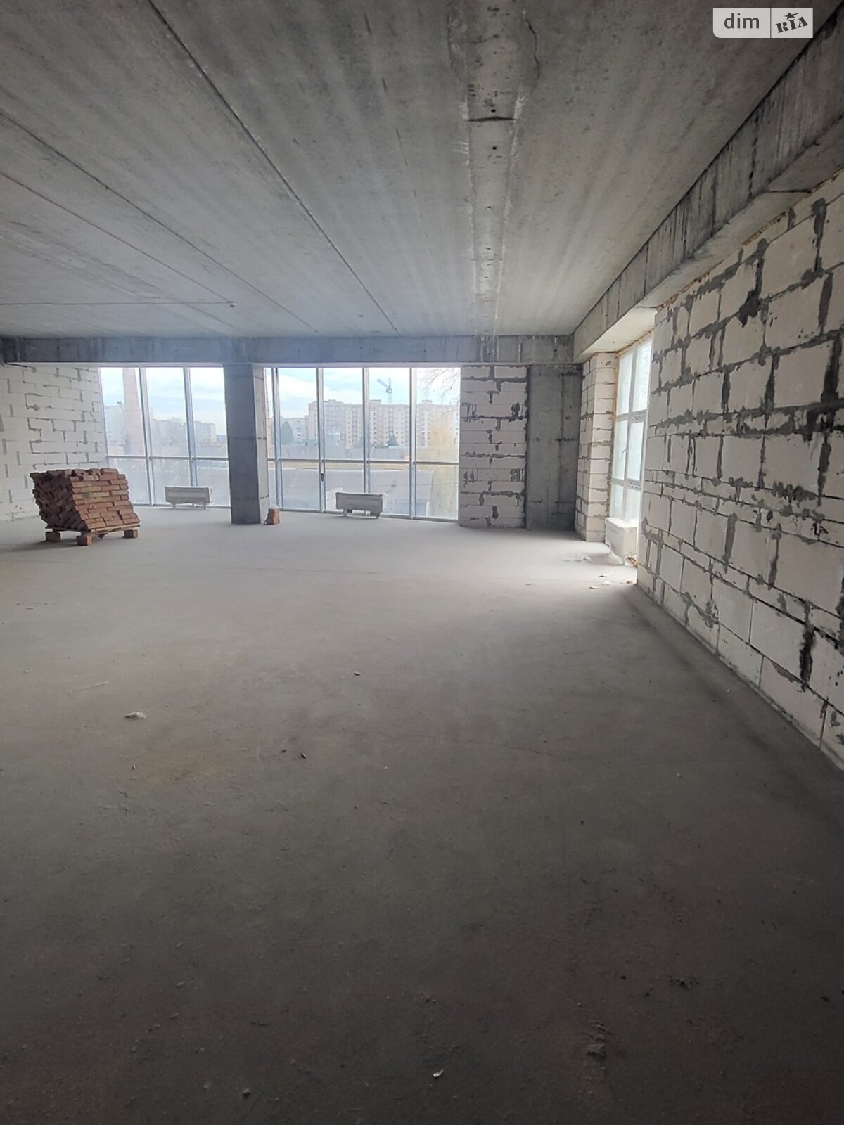 Офисное помещение на 100.8 кв.м. в Хмельницком фото 1 Офисное помещение на 100.8 кв.м. в Хмельницком фото 1