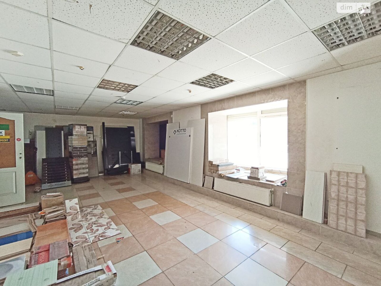 Офісне приміщення на 383 кв.м. в Хмельницькому фото 1 Офісне приміщення на 383 кв.м. в Хмельницькому фото 1