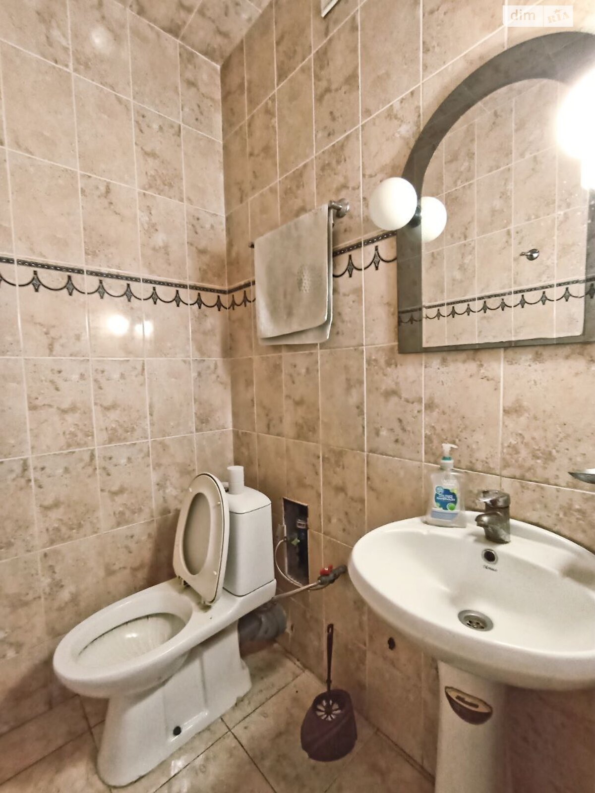 Офісне приміщення на 383 кв.м. в Хмельницькому фото 1 Офісне приміщення на 383 кв.м. в Хмельницькому фото 1