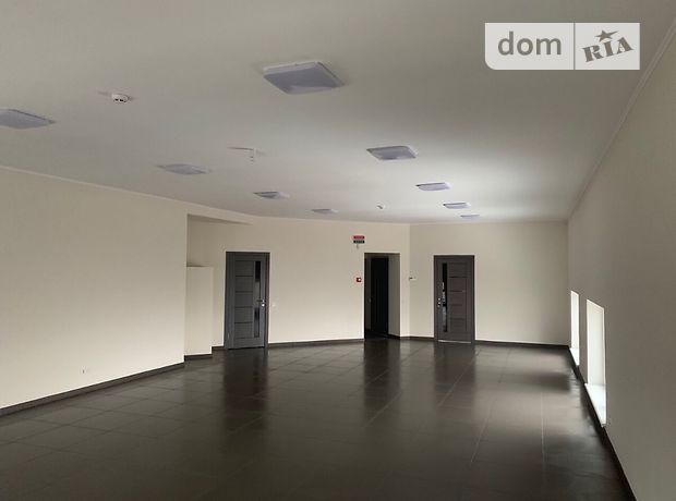 Офисное помещение на 108 кв.м. в торгово-офисном центре в Хмельницком фото 1 Офисное помещение на 108 кв.м. в торгово-офисном центре в Хмельницком фото 1