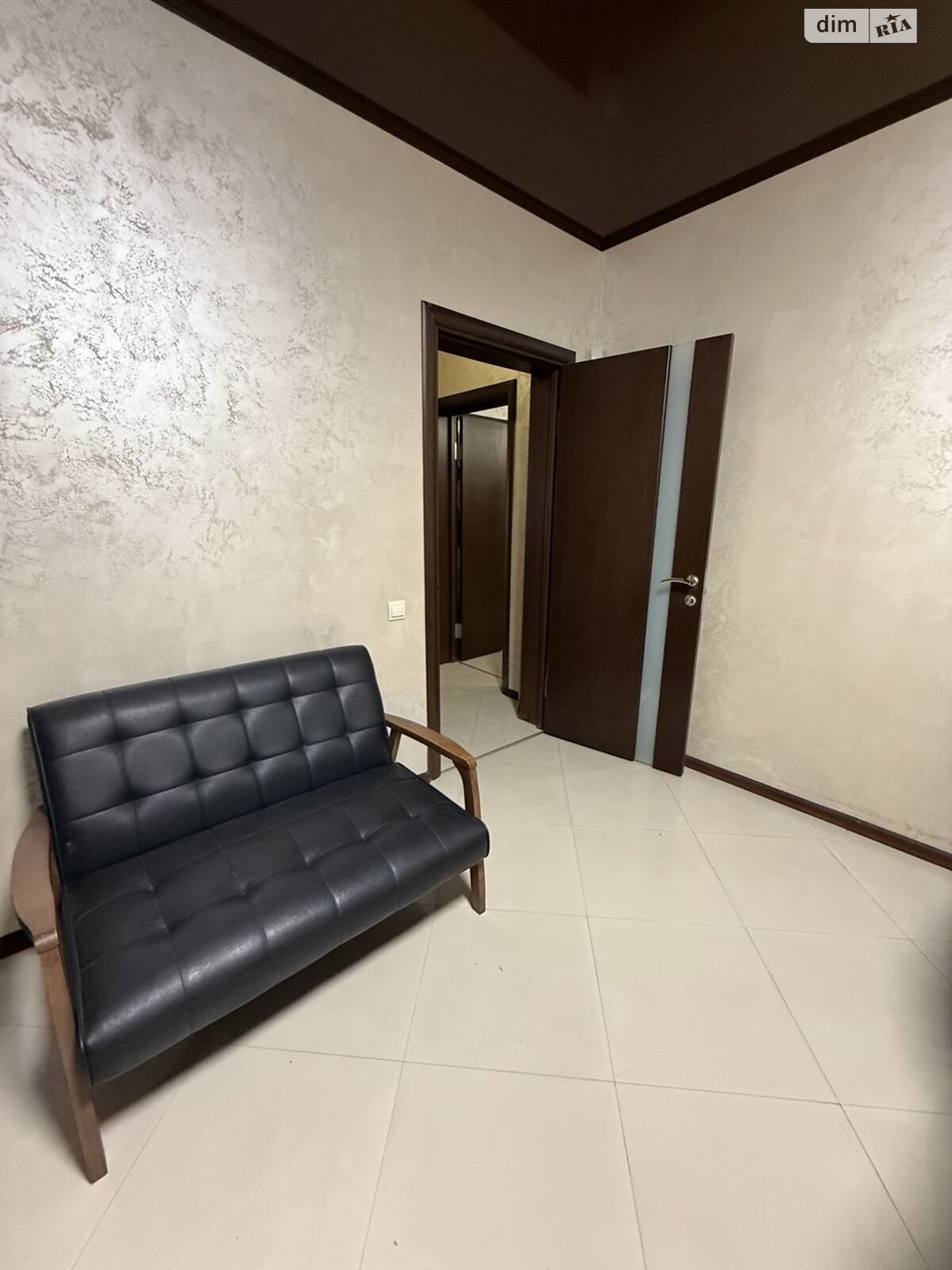 Офісне приміщення на 99.1 кв.м. в Хмельницькому фото 1 Офісне приміщення на 99.1 кв.м. в Хмельницькому фото 1