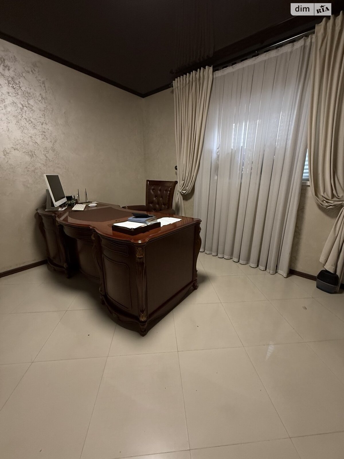 Офісне приміщення на 99.1 кв.м. в Хмельницькому фото 1 Офісне приміщення на 99.1 кв.м. в Хмельницькому фото 1