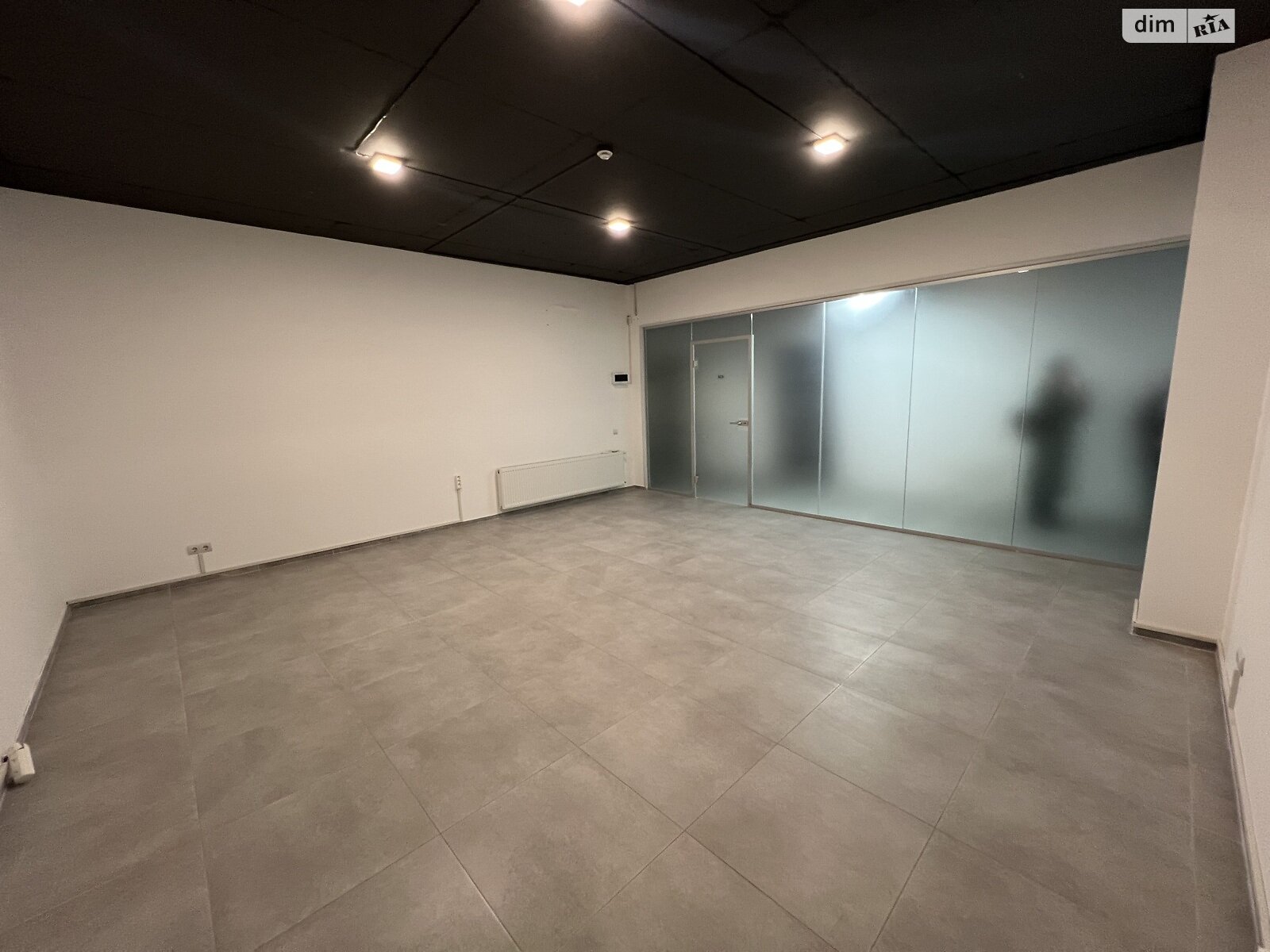 Офисное помещение на 35 кв.м. в Хмельницком фото 1 Офисное помещение на 35 кв.м. в Хмельницком фото 1