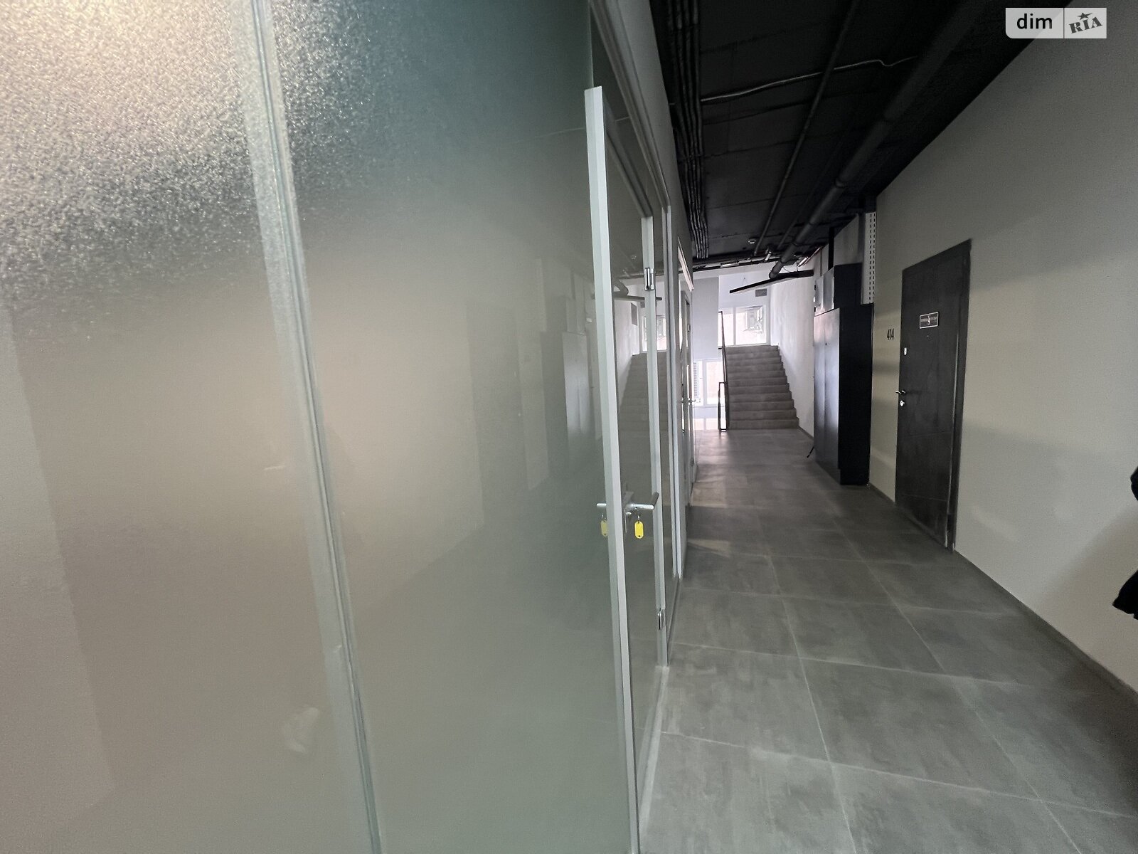 Офисное помещение на 35 кв.м. в Хмельницком фото 1 Офисное помещение на 35 кв.м. в Хмельницком фото 1