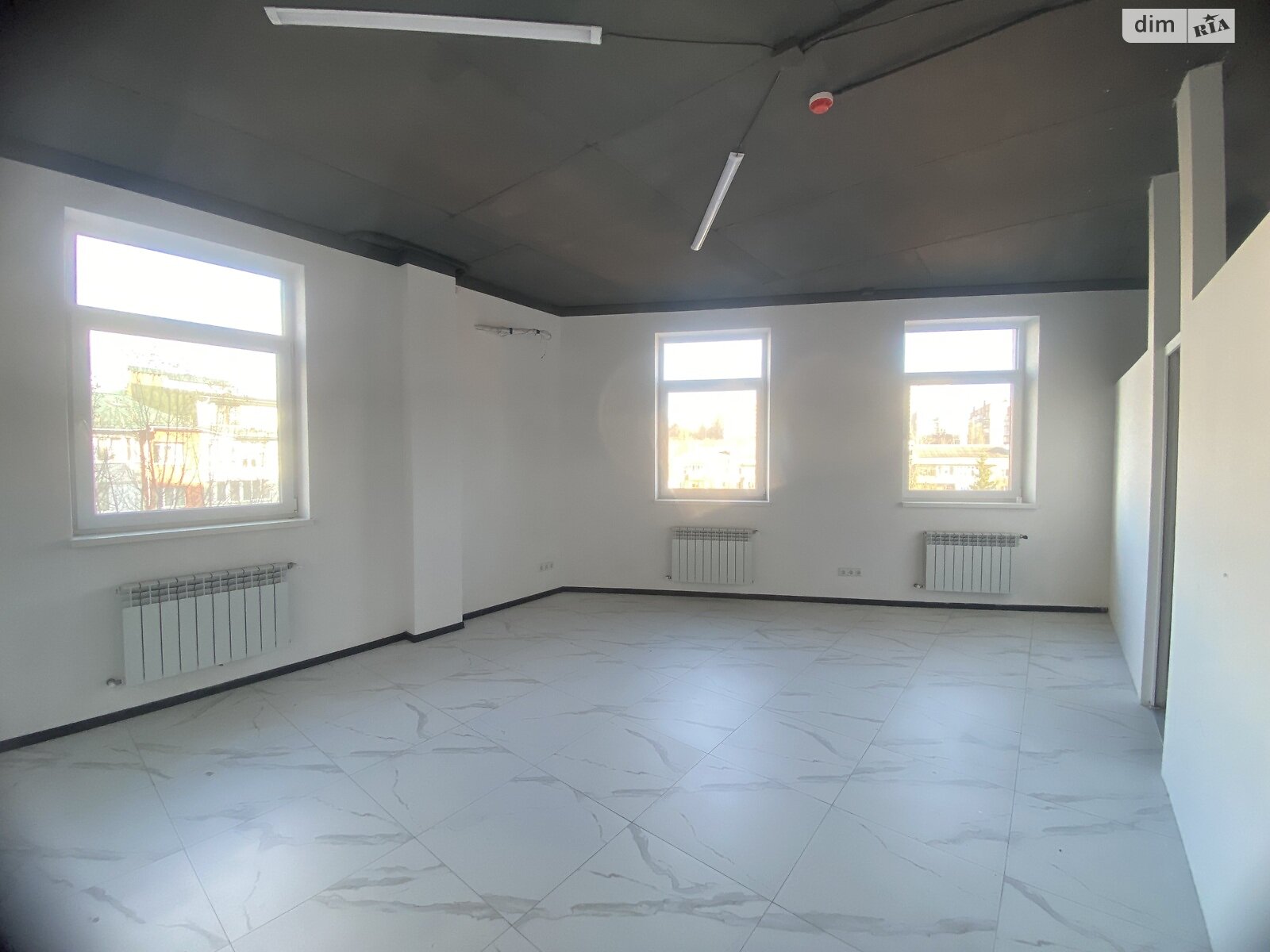 Офисное помещение на 73.4 кв.м. в Хмельницком фото 1