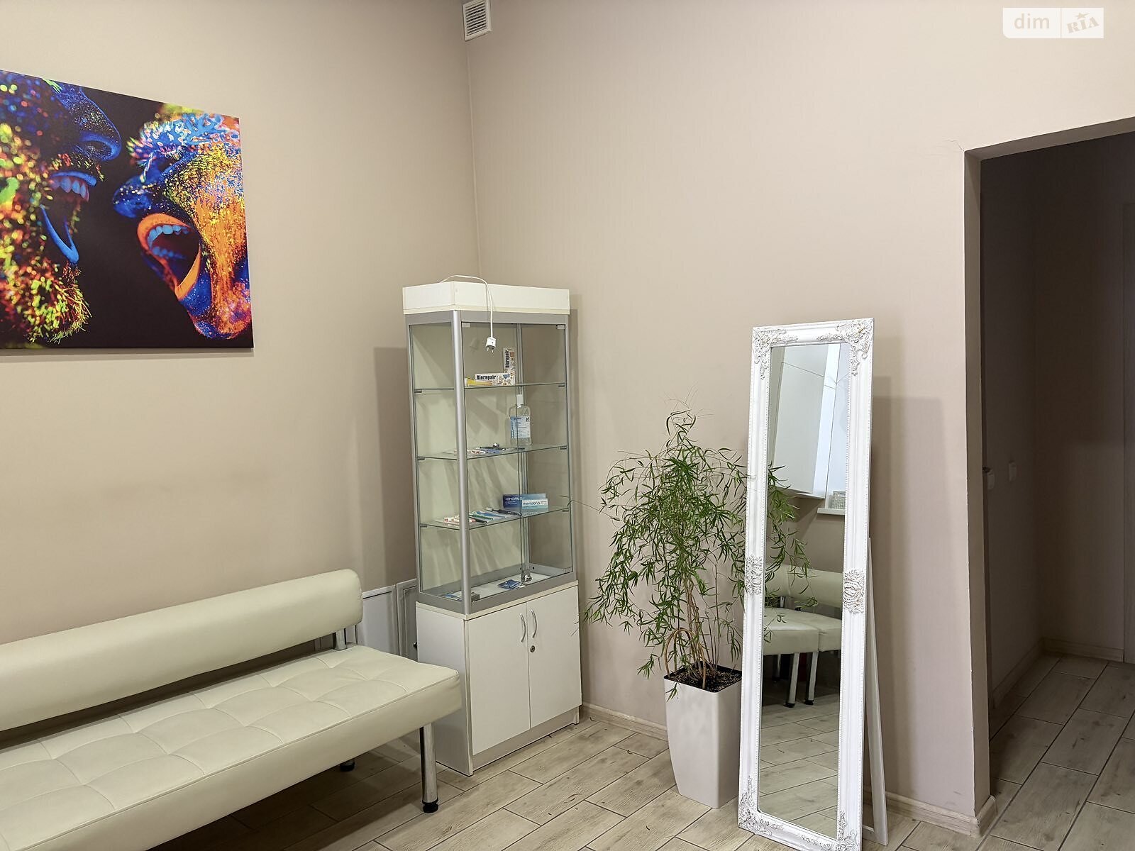 Офисное помещение на 67 кв.м. в Ирпене фото 1