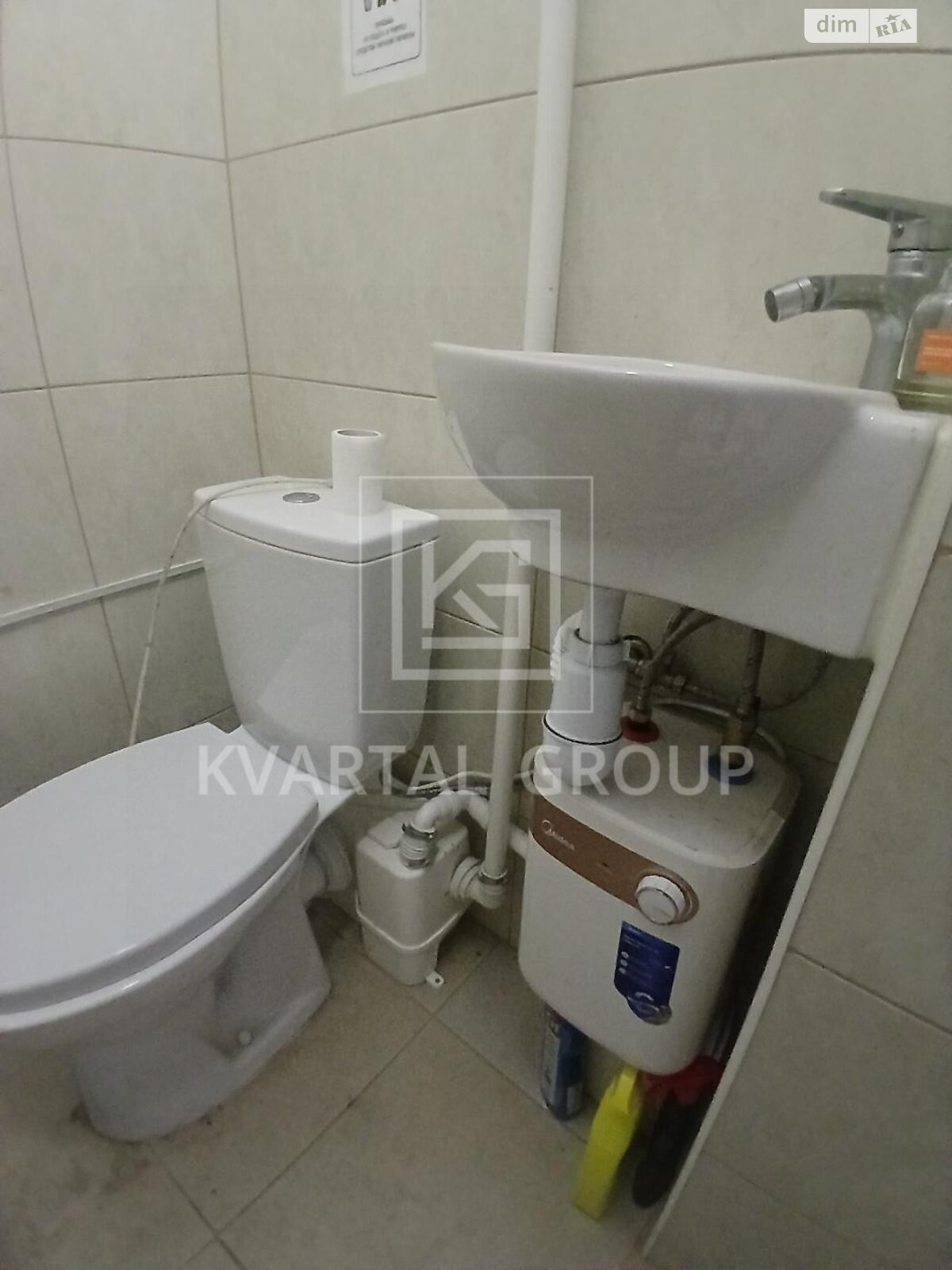 Офисное помещение на 32.8 кв.м. в Ирпене фото 1 Офисное помещение на 32.8 кв.м. в Ирпене фото 1