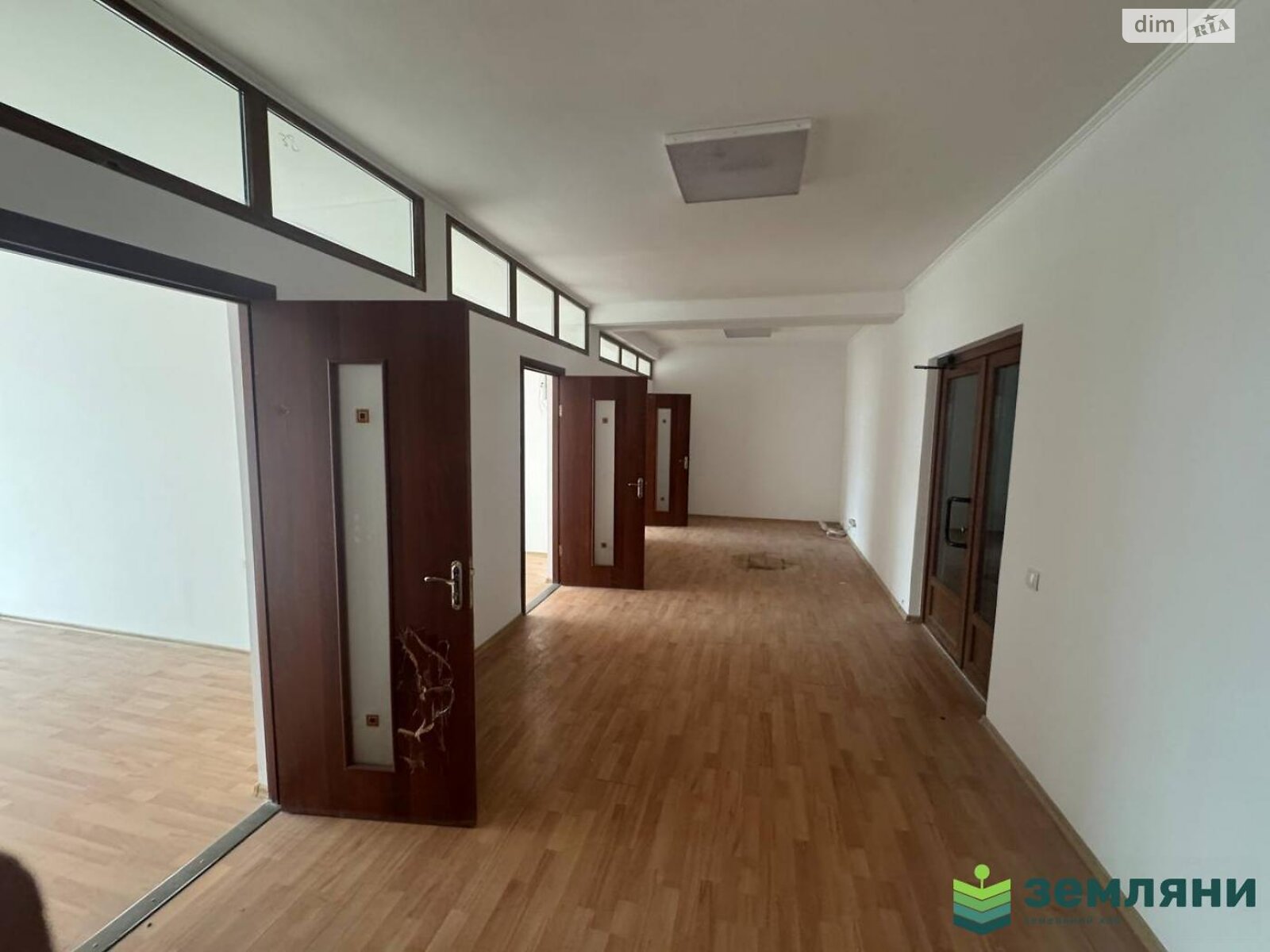 Офісне приміщення на 585.2 кв.м. в Івано-Франківську фото 1