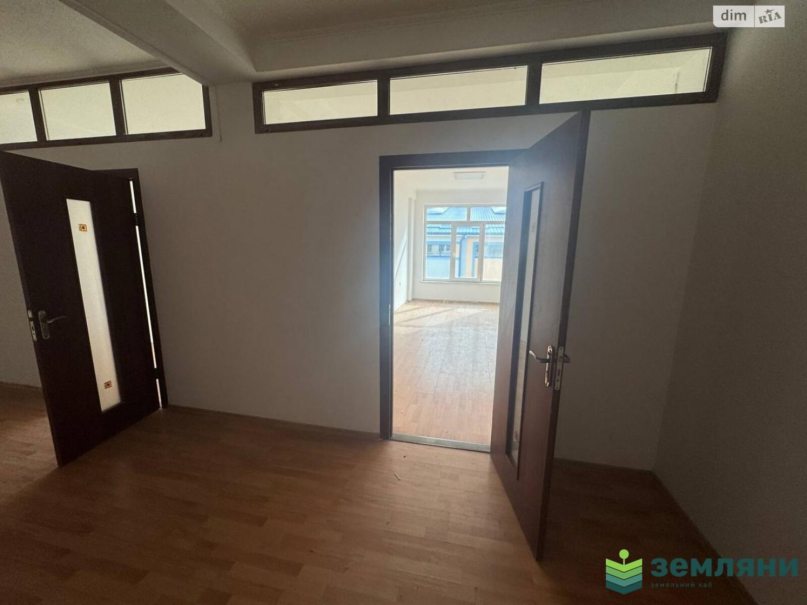 Офісне приміщення на 585.2 кв.м. в Івано-Франківську фото 1