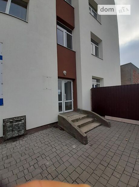 Офисное помещение на 5500 кв.м. в Ивано-Франковске фото 1 Офисное помещение на 5500 кв.м. в Ивано-Франковске фото 1
