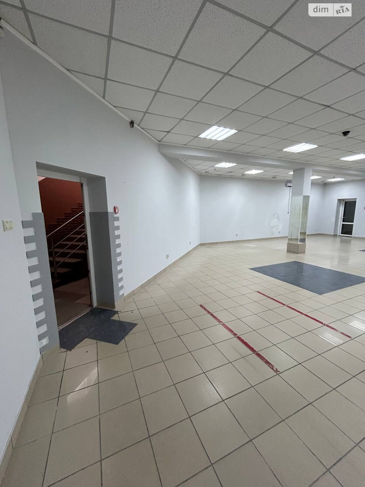 Офисное помещение на 91.8 кв.м. в Ивано-Франковске фото 1 Офисное помещение на 91.8 кв.м. в Ивано-Франковске фото 1