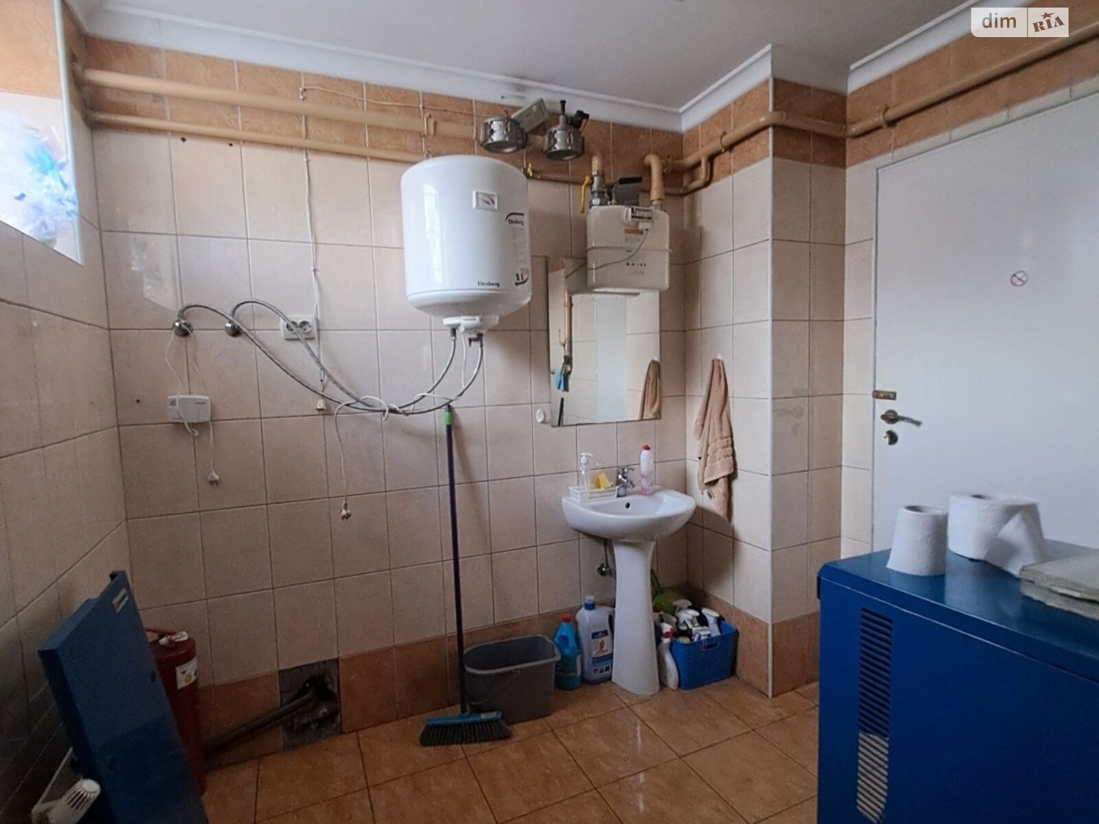 Офисное помещение на 227.4 кв.м. в Ивано-Франковске фото 1 Офисное помещение на 227.4 кв.м. в Ивано-Франковске фото 1