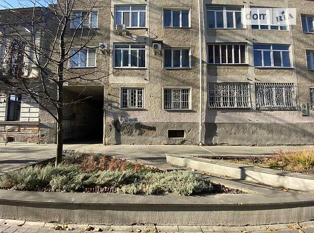 Офисное помещение на 18.7 кв.м. в бизнес-центре в Ивано-Франковске фото 1 Офисное помещение на 18.7 кв.м. в бизнес-центре в Ивано-Франковске фото 1