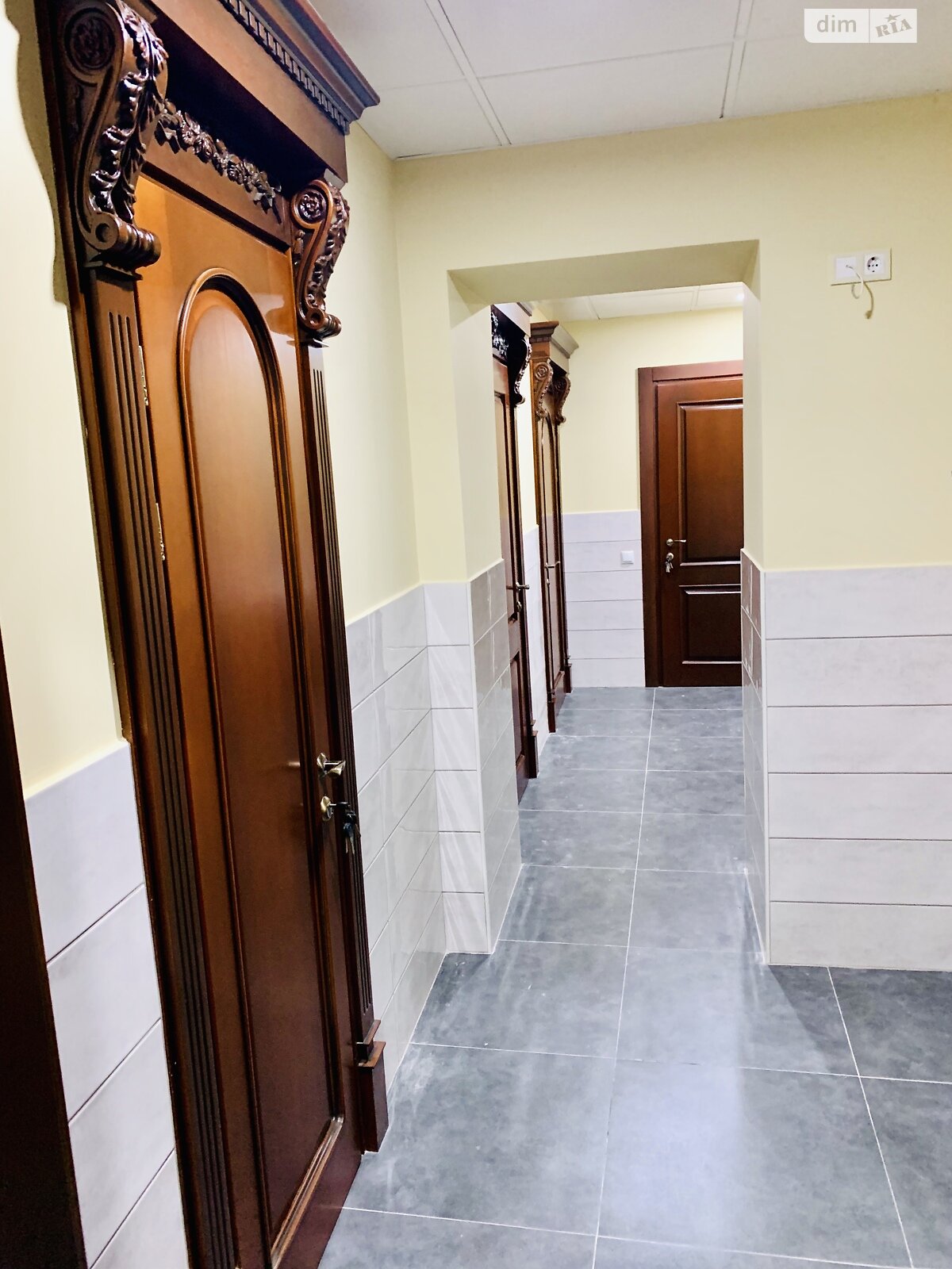Офисное помещение на 229.5 кв.м. в Житомире фото 1 Офисное помещение на 229.5 кв.м. в Житомире фото 1