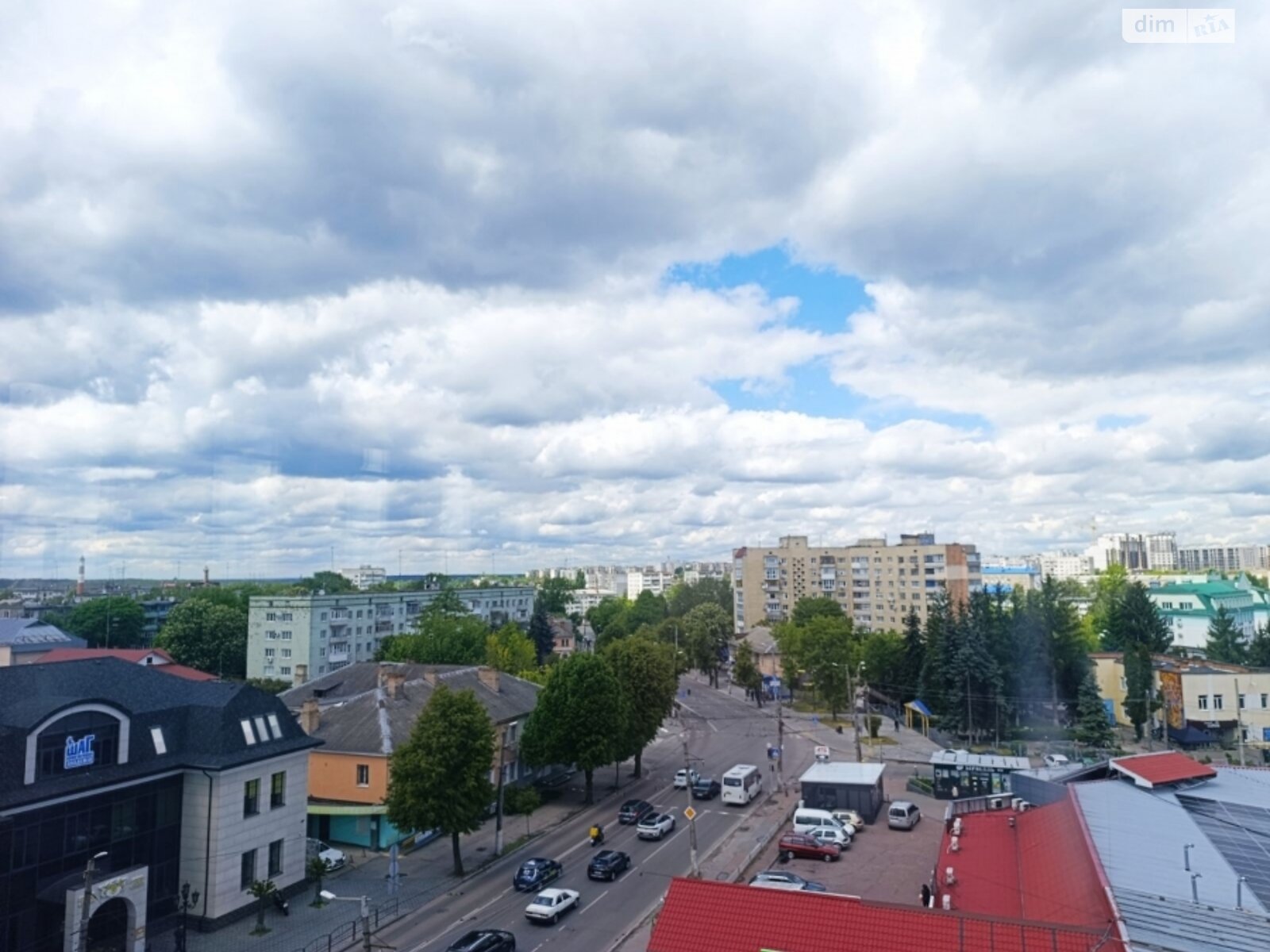 Офисное помещение на 1800 кв.м. в Житомире фото 1 Офисное помещение на 1800 кв.м. в Житомире фото 1