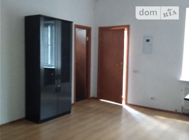 Офисное помещение на 42 кв.м. в жилом фонде в Житомире фото 1 Офисное помещение на 42 кв.м. в жилом фонде в Житомире фото 1
