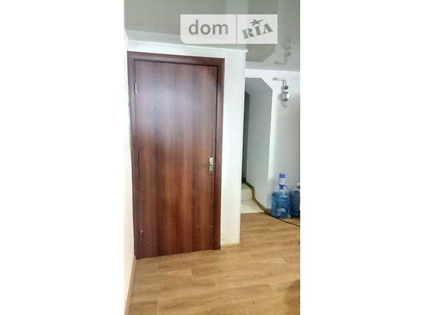 Офисное помещение на 42 кв.м. в торгово-офисном центре в Житомире фото 1 Офисное помещение на 42 кв.м. в торгово-офисном центре в Житомире фото 1