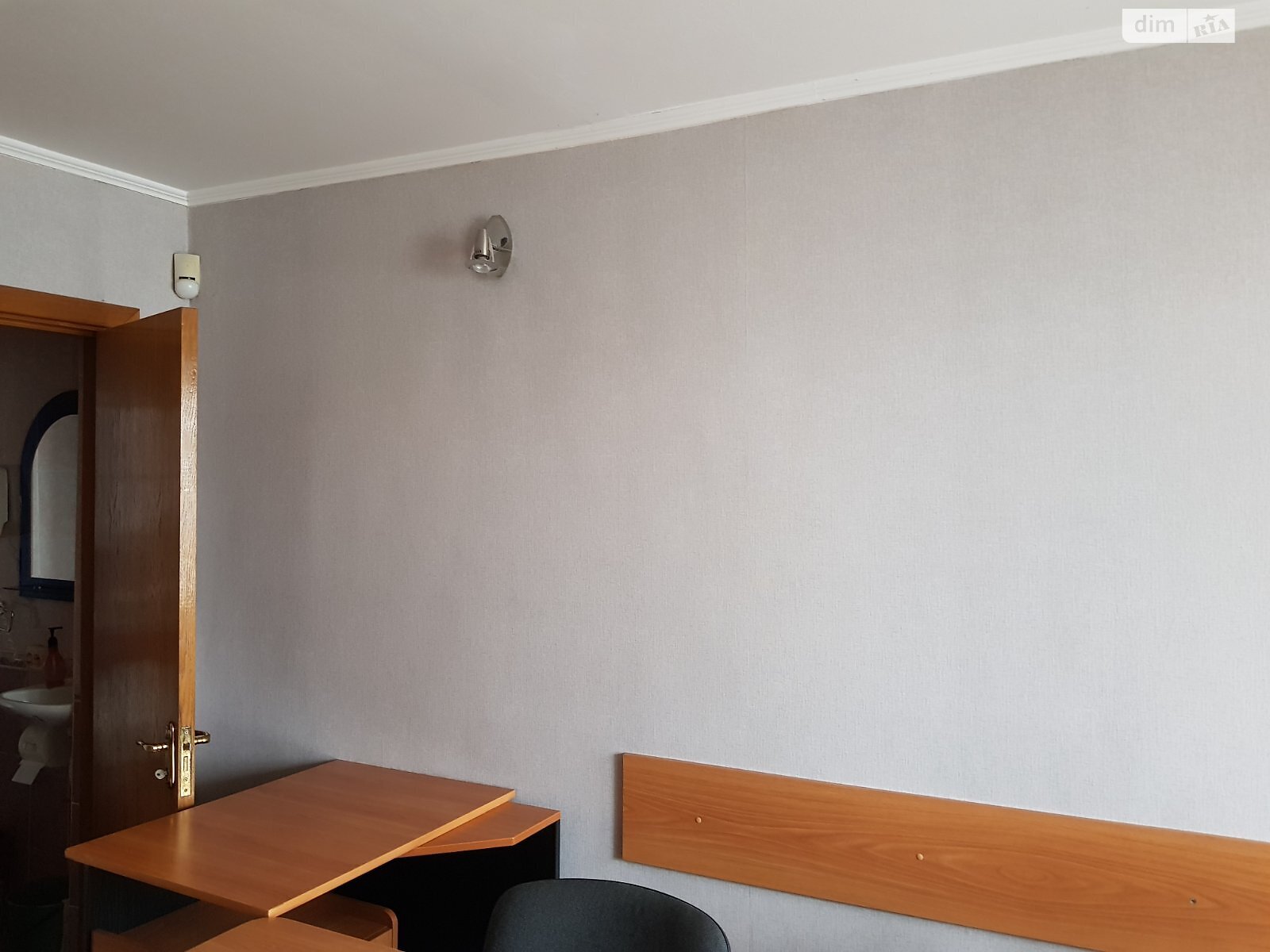 Офисное помещение на 27.4 кв.м. в Каменце-Подольском фото 1